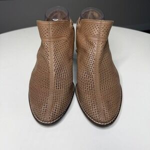 Lucky Brand Feyan Perforated Leather Ankle Booties  Size 8.5  Western Boho